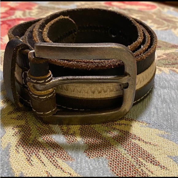 Fossil Genuine Leather Belt - Picture 3 of 9
